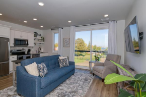 Walk to Beach Penthouse Condo in Traverse City!